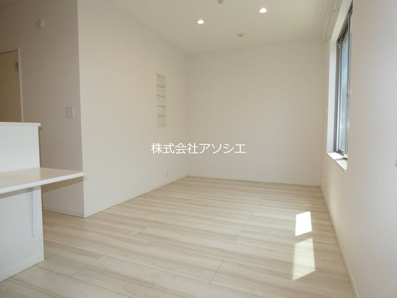 トゥールヌソル新越谷 リビング