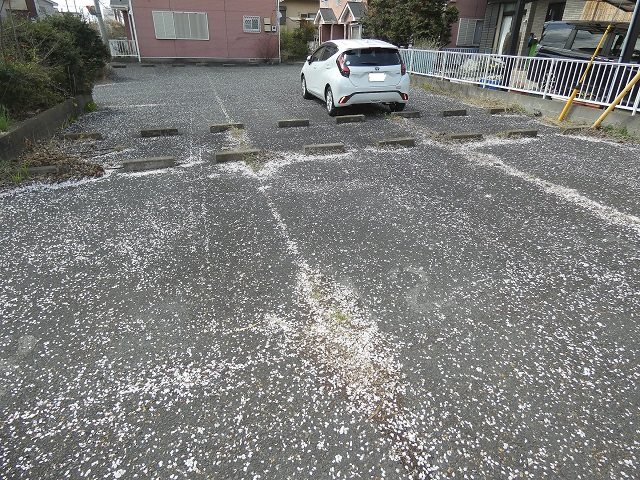 サンハイムⅡ 駐車場