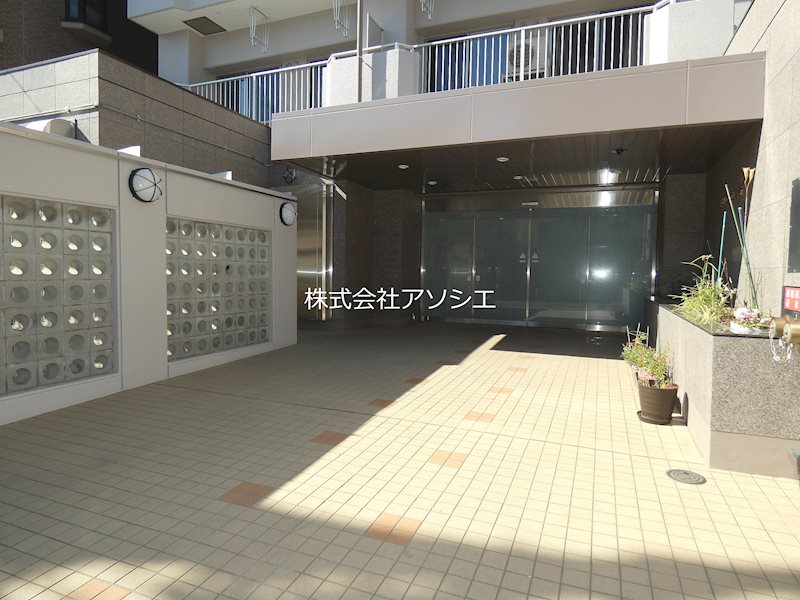 朝日プラザ越谷 エントランス