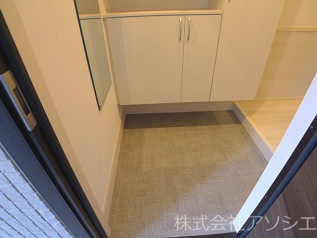 アロサール 玄関