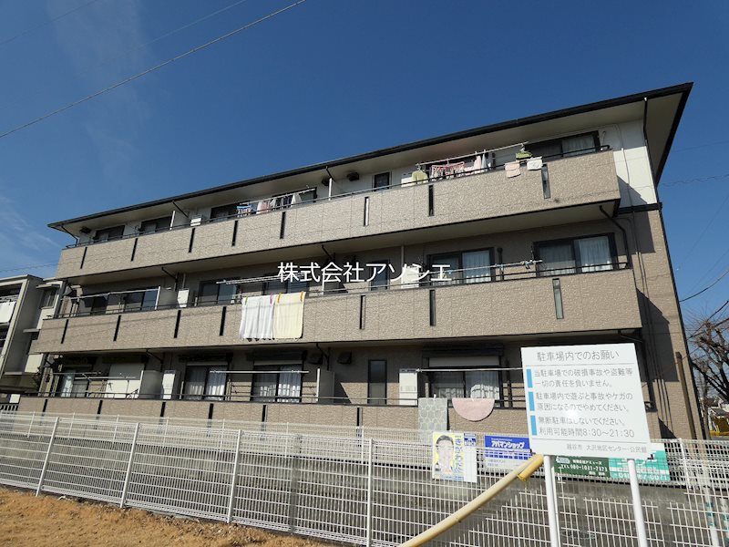 アミューズ越谷Ⅱ 外観