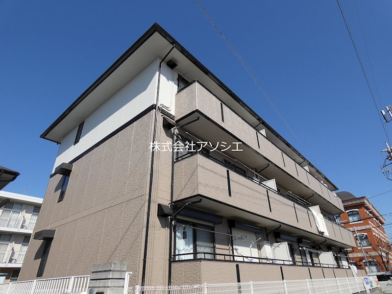 アミューズ越谷Ⅱ 外観