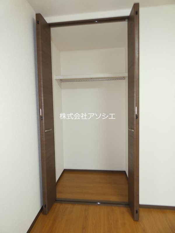 アベニュー金明 収納