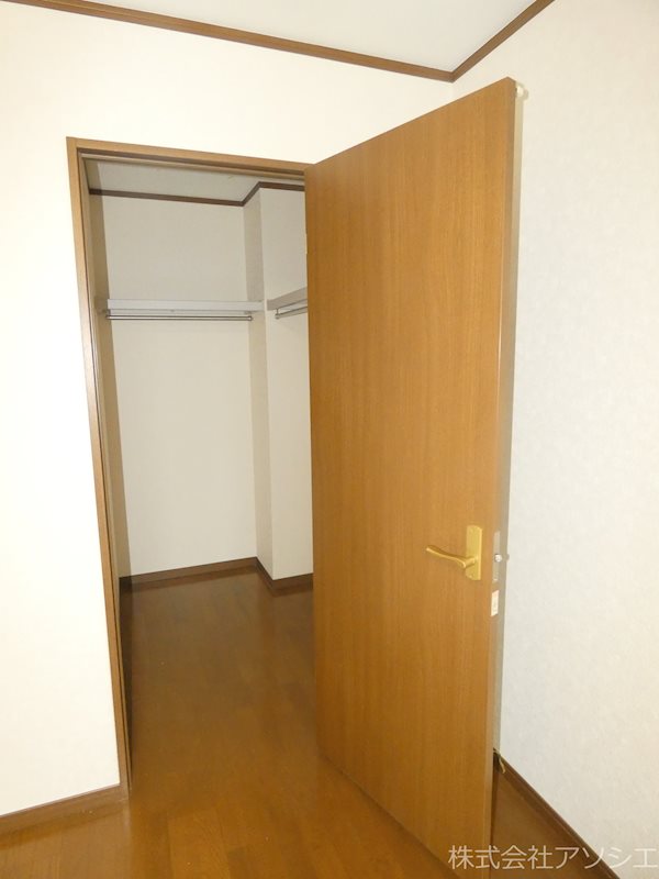 アンプルール　フェール　ベルツリーⅢ 収納