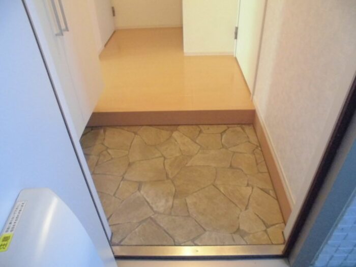 ミストラル 玄関