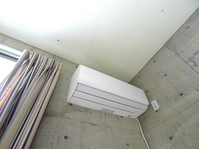 APARTMENT　CLOUD エアコン完備