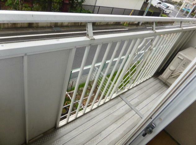 ホワイトハイツ（草加市清門） ベランダ