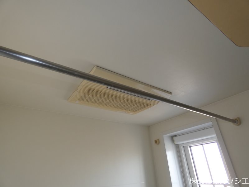 グラース（八潮市木曽根） 浴室乾燥機