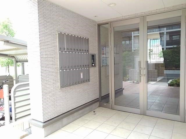 ヴァンベール（八潮市） エントランス