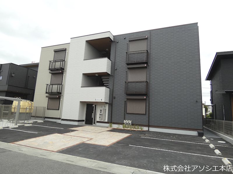 CREST吉川 クレスト吉川のご紹介は住まいの窓口アソシエにお任せください。