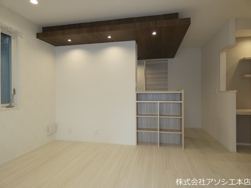 CREST吉川 リビング