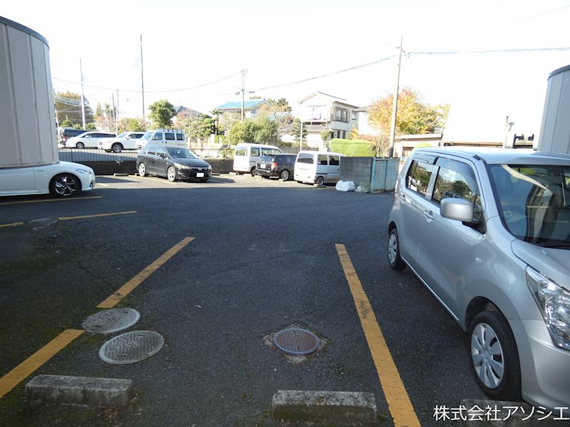 大幸マンション（三郷市鷹野5丁目） 駐車場
