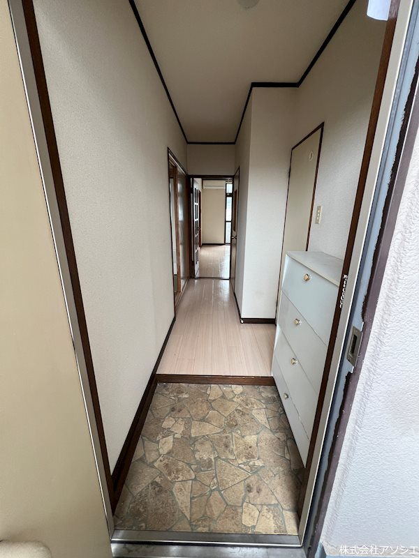 大幸マンション（三郷市鷹野5丁目） 玄関