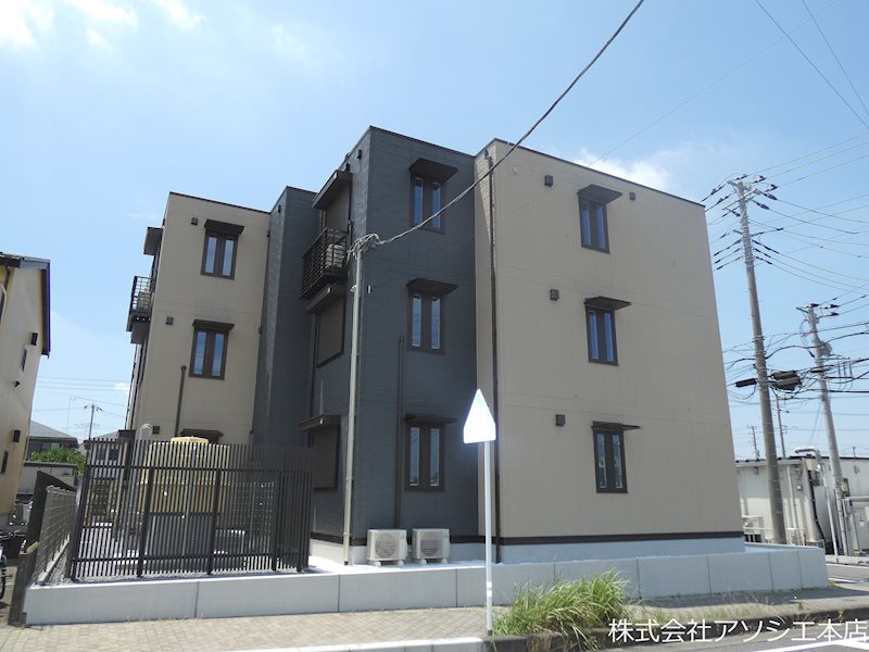エクレール（吉川市美南） エクレールのご紹介は住まいの窓口アソシエにお任せください。