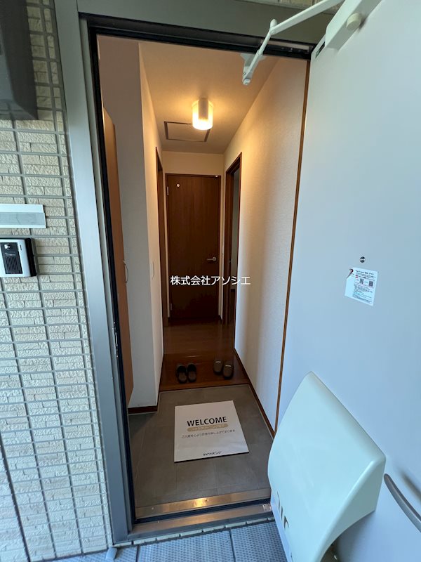 ヴァンヴェール（三郷市） 玄関