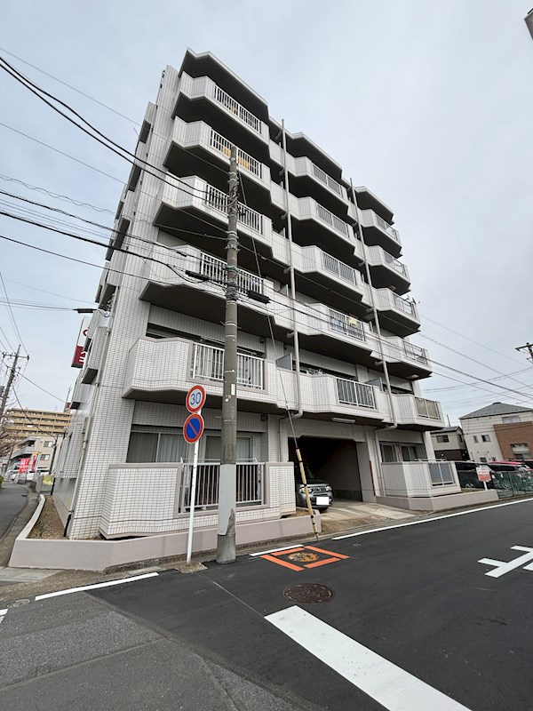 アデリアガーデンのご紹介は住まいの窓口　アソシエにお任せください。