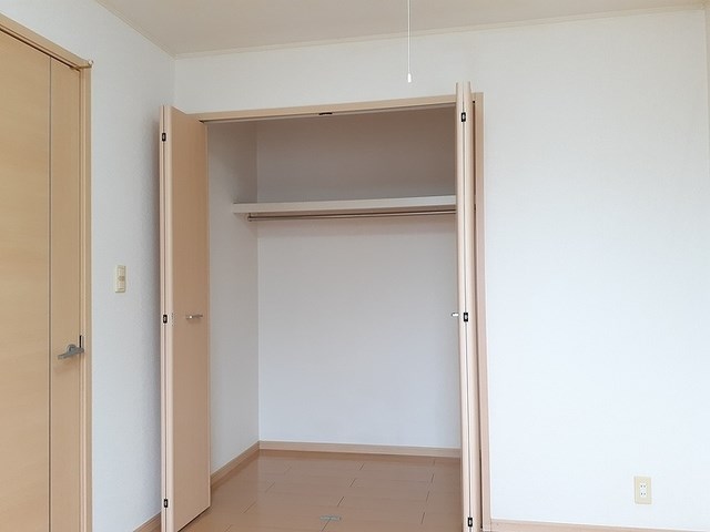 アーバンウィンズ5 収納