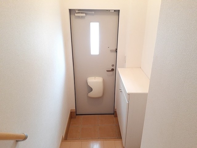 アーバンウィンズ5 玄関
