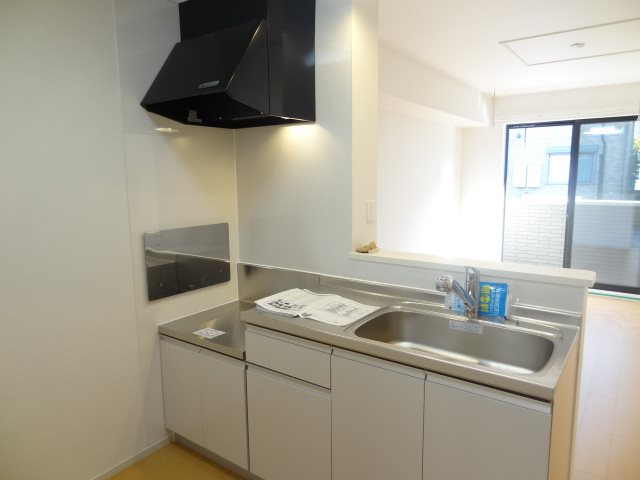 エテルノ（八潮市緑町3丁目） キッチン
