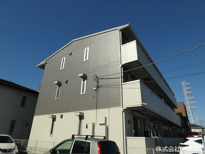 エスポワールのご紹介は住まいの窓口アソシエへ
