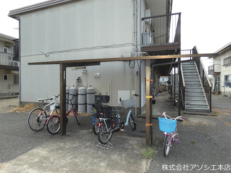 さつきハイツA 駐輪場