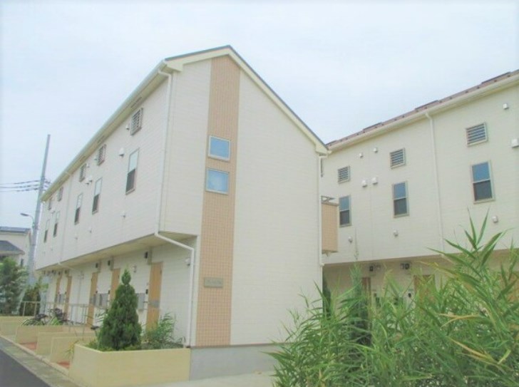 メゾンプラムB棟のご紹介は住まいの窓口アソシエへお任せください。