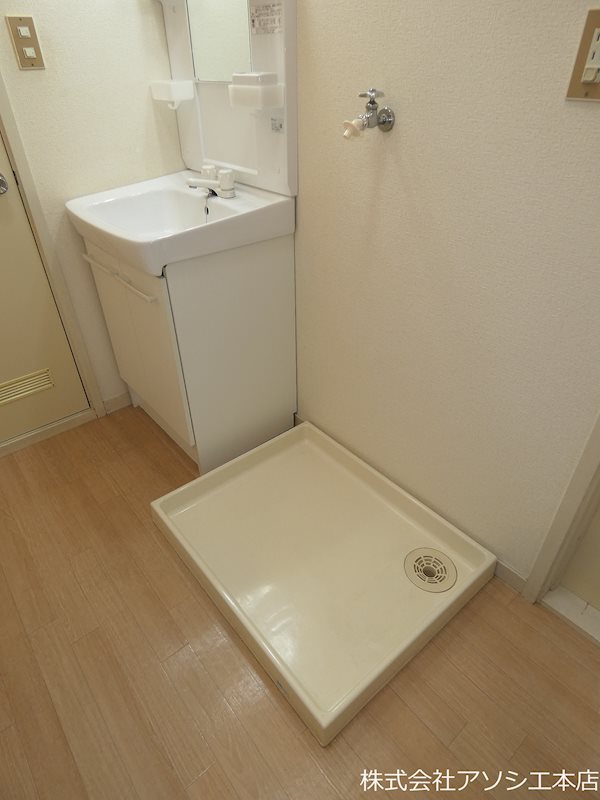 ジュネパレス 室内洗濯機置き場
