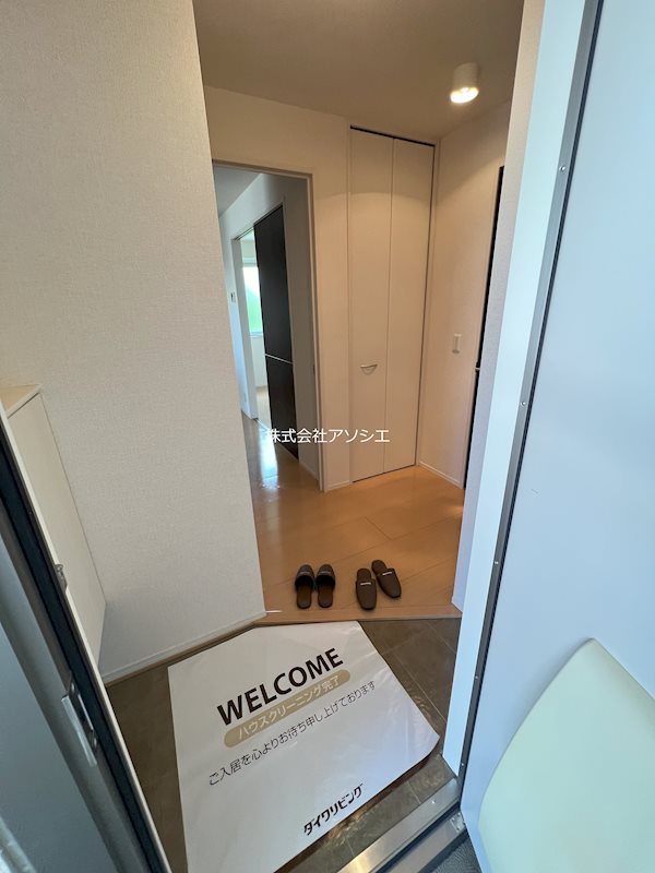 クレセントガーデン 玄関