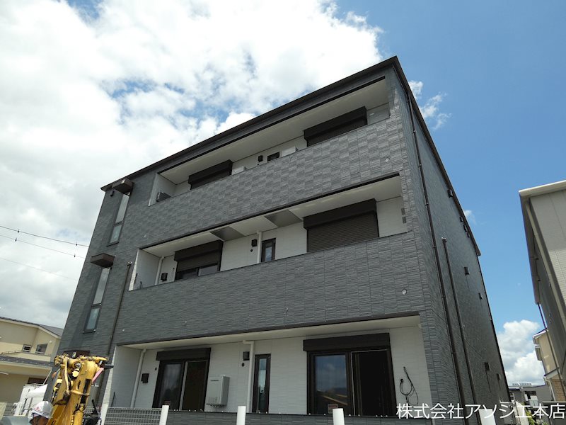 アメニティ美南のご紹介は住まいの窓口アソシエにお任せください。