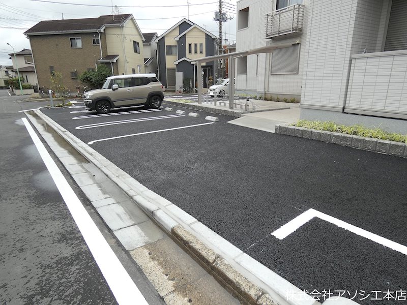 グローブ（Grove） 駐車場