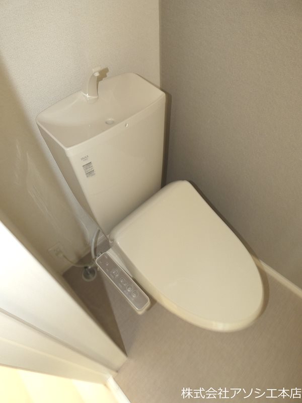 コンフォート　ピルツ ウォシュレット便座
