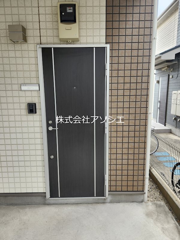 エムズシャトーⅡ 玄関
