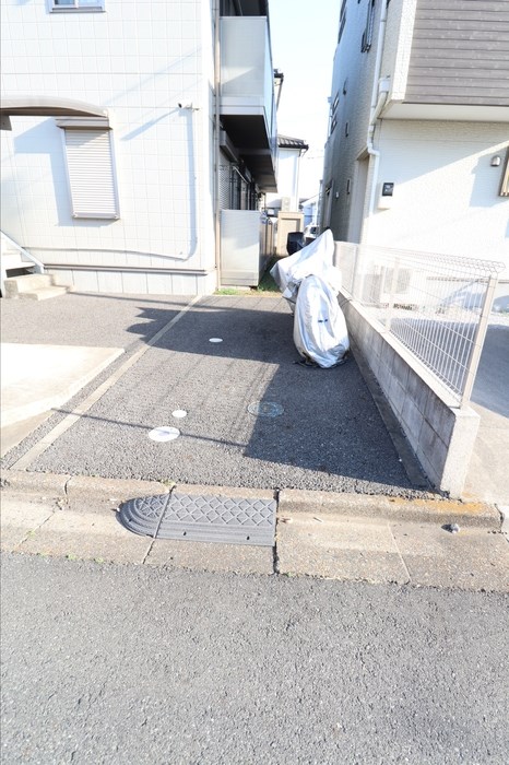 エスポワール 駐車場
