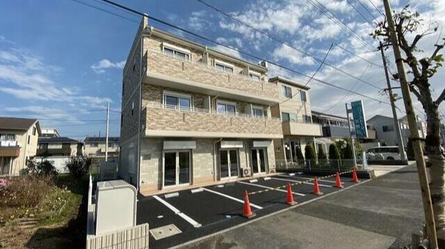 アプリコットハウス吉川美南パークサイドのお問い合わせは住まいの窓口アソシエへ。