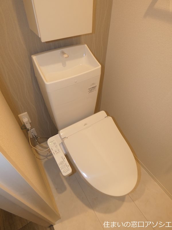 グランチェスタ ウォシュレット便座