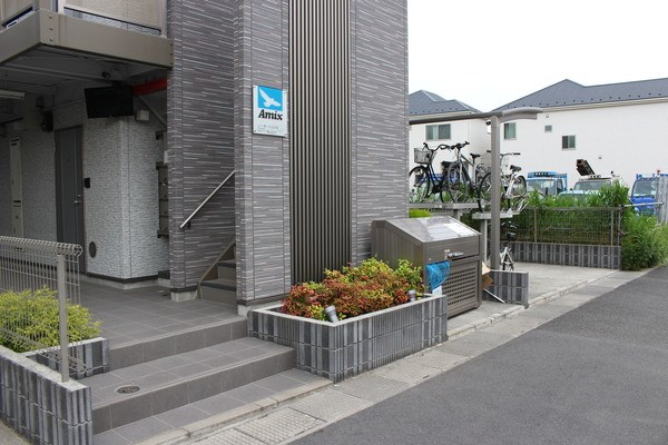 シーダーベルクA エントランス
