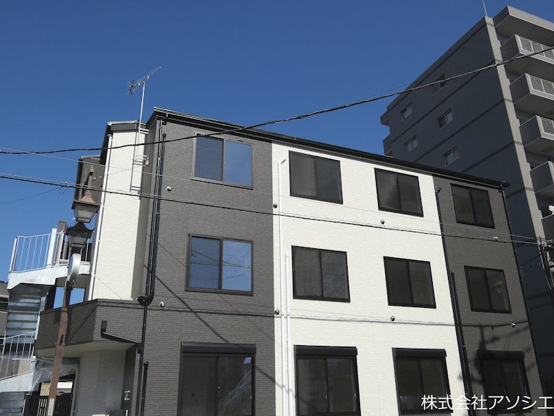 Ambition武里のご紹介は住まいの窓口アソシエにお任せください。