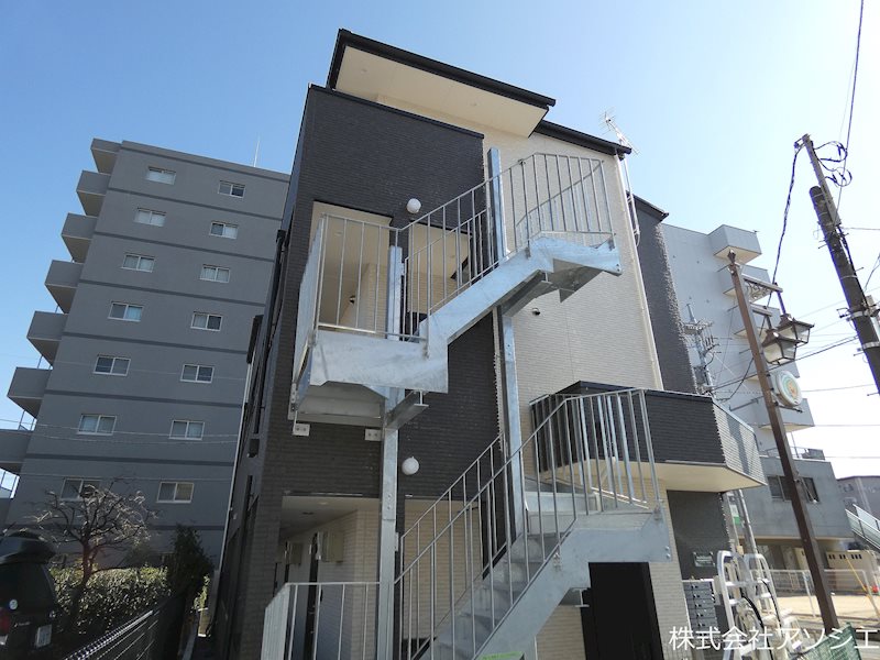 Ambition武里 Ambition武里のご紹介は住まいの窓口アソシエにお任せください。