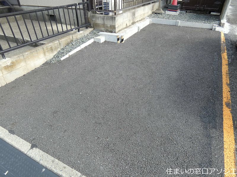 MKハイツ 駐車場