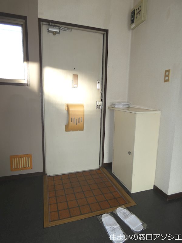 MKハイツ 玄関