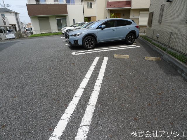 エミナンス　Ⅲ 駐車場