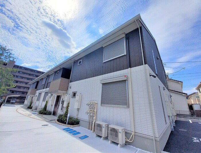 Delasse Kowaのご紹介は住まいの窓口アソシエにお任せください。