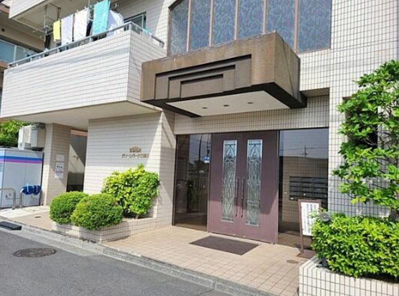 グリーンパーク三郷 Ⅱ エントランス