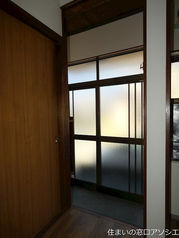 稲垣貸家　　北 玄関