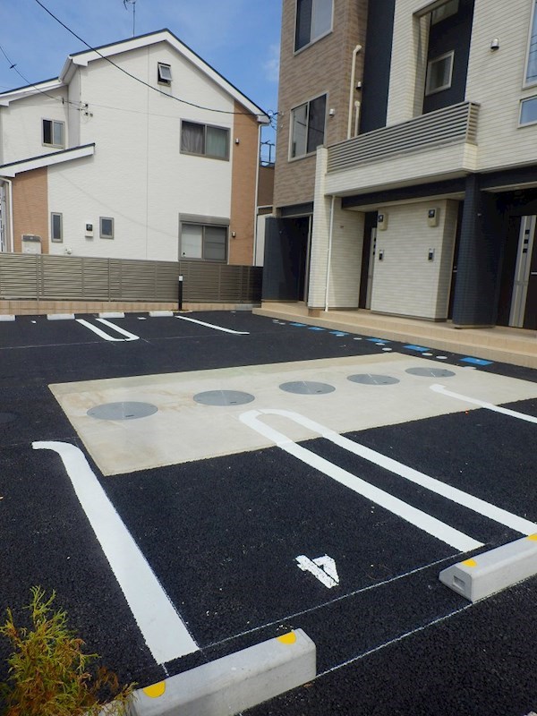 フランメゾン 駐車場
