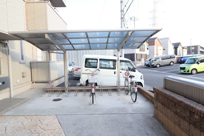 エスペーロ八潮 駐輪場
