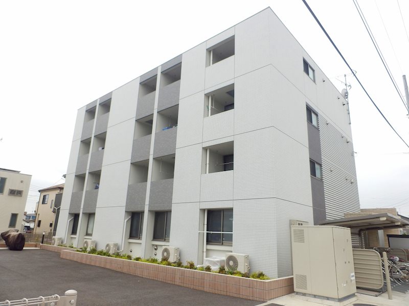 スターカレントⅠのご紹介は住まいの窓口 アソシエへお任せ下さい。