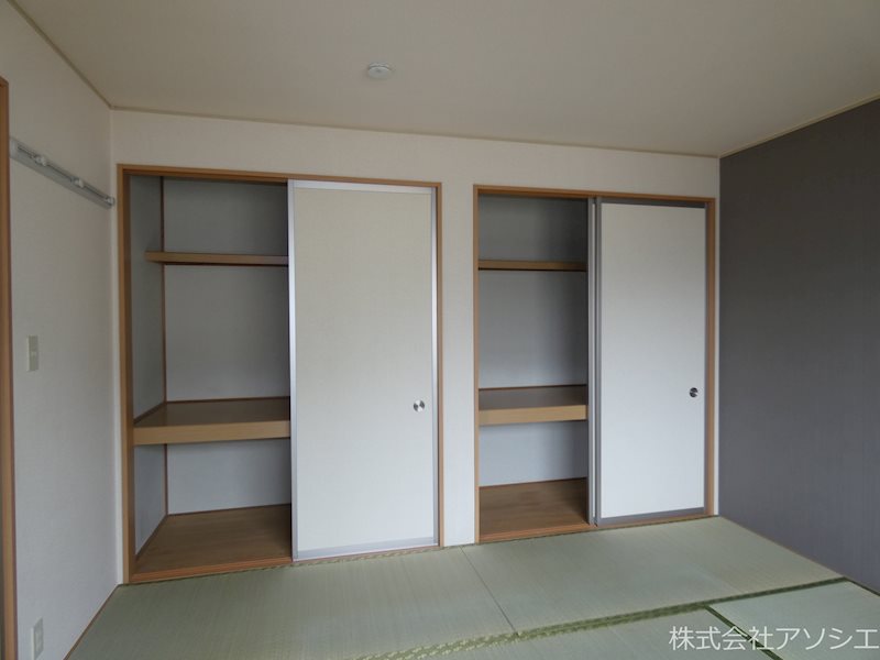 エクセルハイム　Ⅰ 押入れ収納