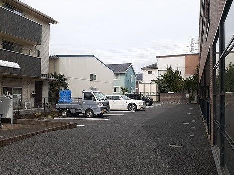 アビタシオンⅠ 駐車場