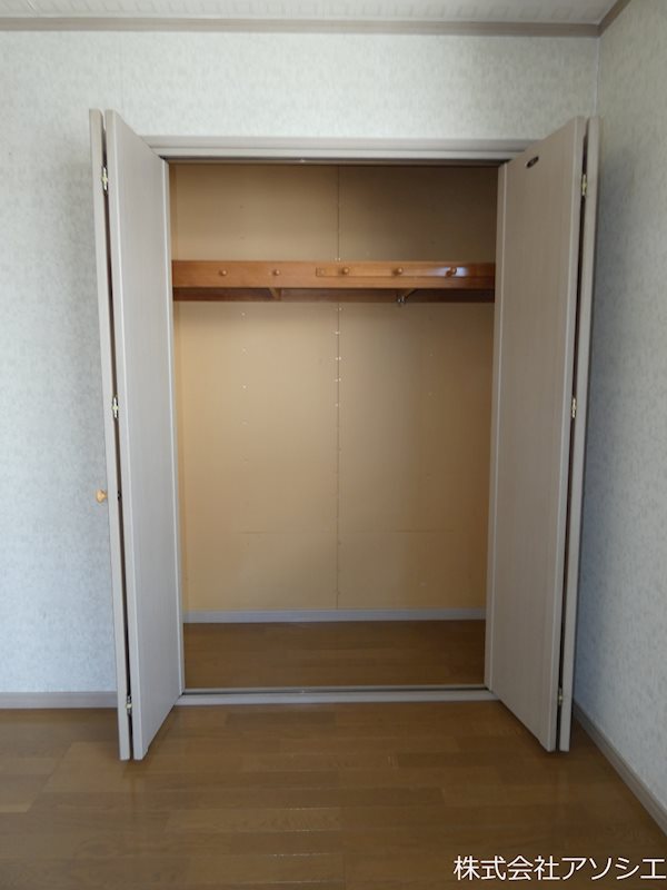 越谷千間台西六丁目戸建 クローゼット